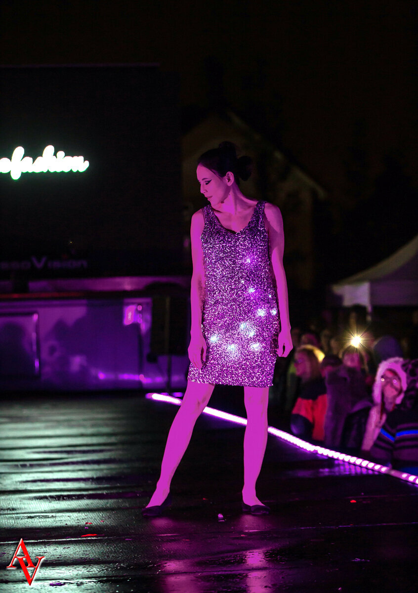 Lumen Couture LED dresses at MakeFashion, photo 13